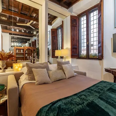 Cs Spanish Steps Historic Loft アパート ローマ