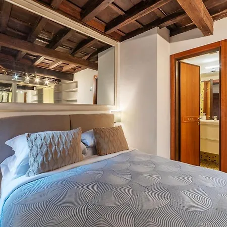 Cs Spanish Steps Historic Loft ローマ